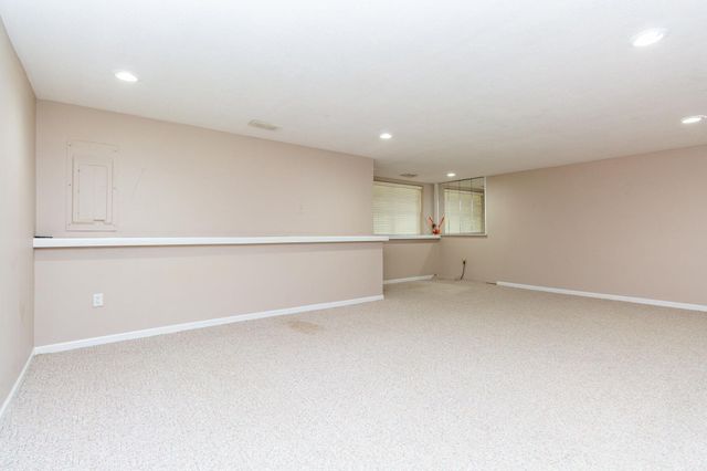 1093 Fairways Blvd Boulevard, Troy, MI 48085