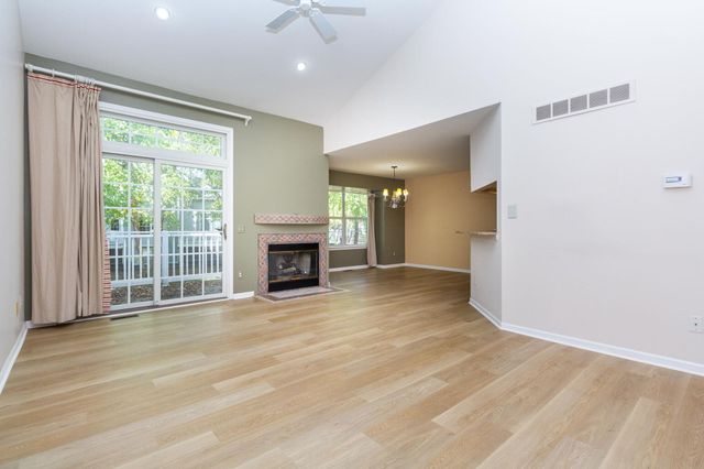 1093 Fairways Blvd Boulevard, Troy, MI 48085