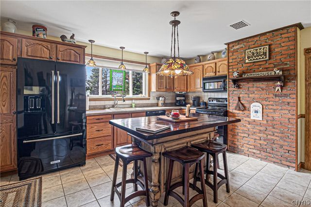 10094 Powell Rd, Trenton, NY 13354