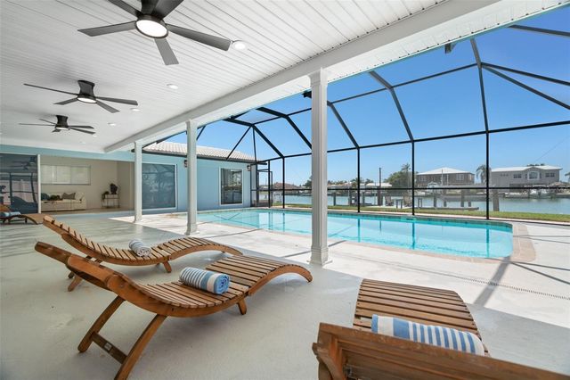 11900 7TH STREET E, Treasure Island, FL 33706