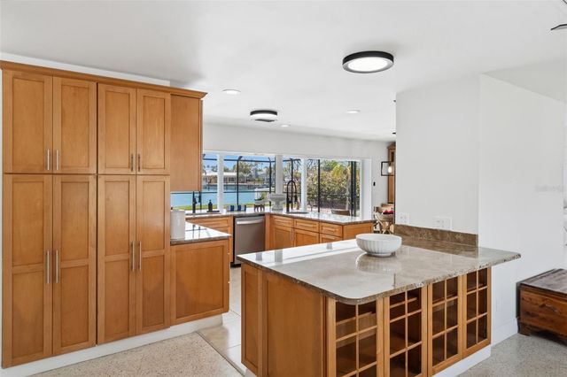 11900 7TH STREET E, Treasure Island, FL 33706