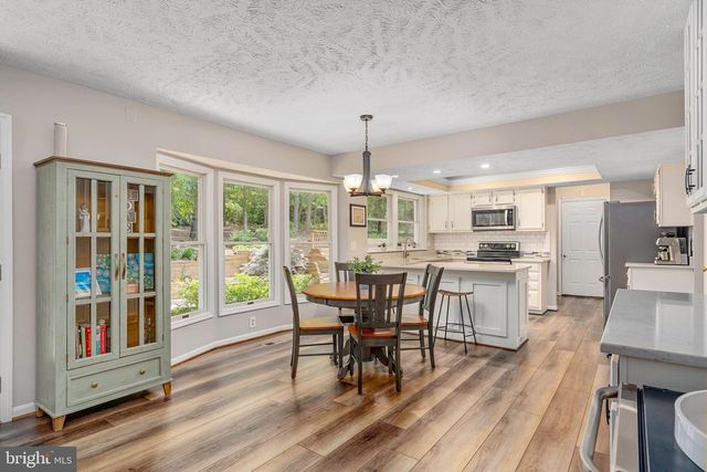 12035 LAKE NEWPORT RD, Reston, VA 20194