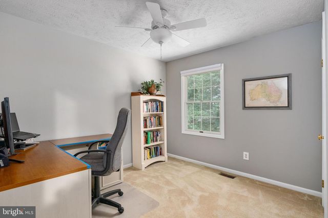12035 LAKE NEWPORT RD, Reston, VA 20194
