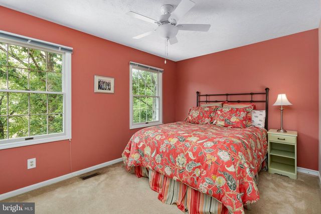 12035 LAKE NEWPORT RD, Reston, VA 20194