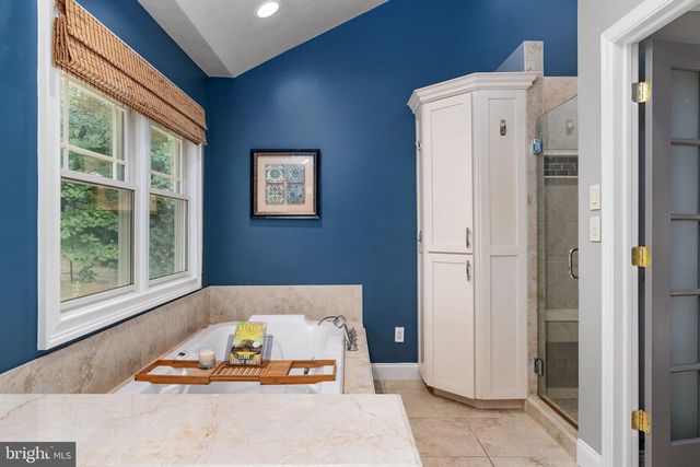 12035 LAKE NEWPORT RD, Reston, VA 20194