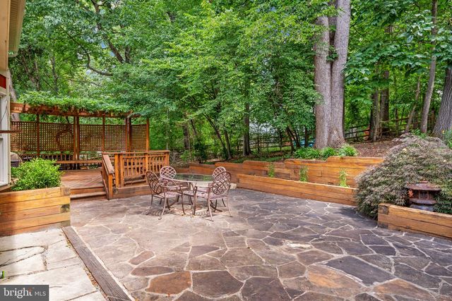 12035 LAKE NEWPORT RD, Reston, VA 20194