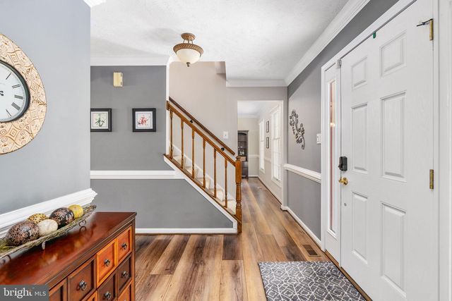 12035 LAKE NEWPORT RD, Reston, VA 20194