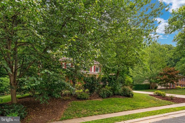 12035 LAKE NEWPORT RD, Reston, VA 20194