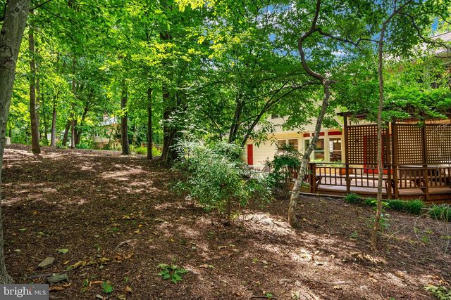 12035 LAKE NEWPORT RD, Reston, VA 20194