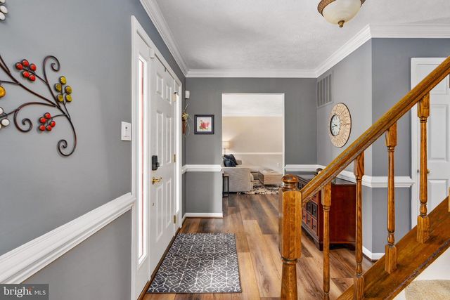 12035 LAKE NEWPORT RD, Reston, VA 20194