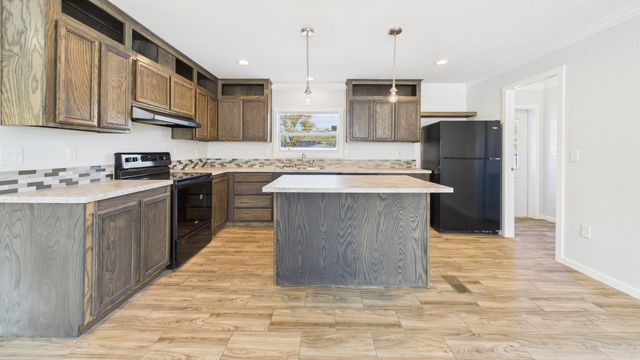 1109 W Waylon Jennings Boulevard, Littlefield, TX 79339