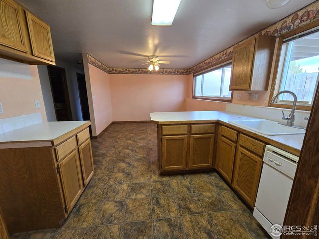 1633 32nd St, Evans, CO 80620