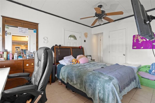 1440 NE 183rd St, North Miami Beach, FL 33179