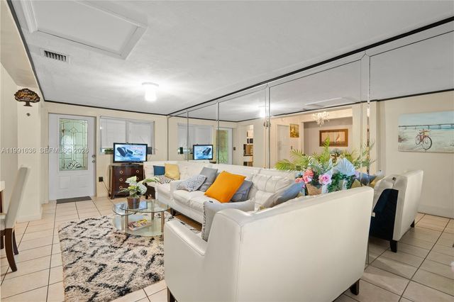 1440 NE 183rd St, North Miami Beach, FL 33179