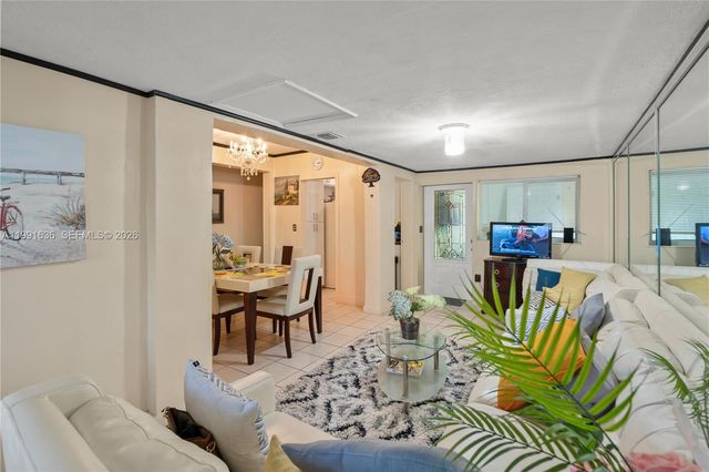 1440 NE 183rd St, North Miami Beach, FL 33179