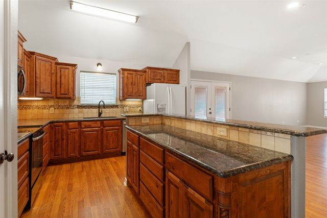 101 Driftwood Drive, Trinidad, TX 75163