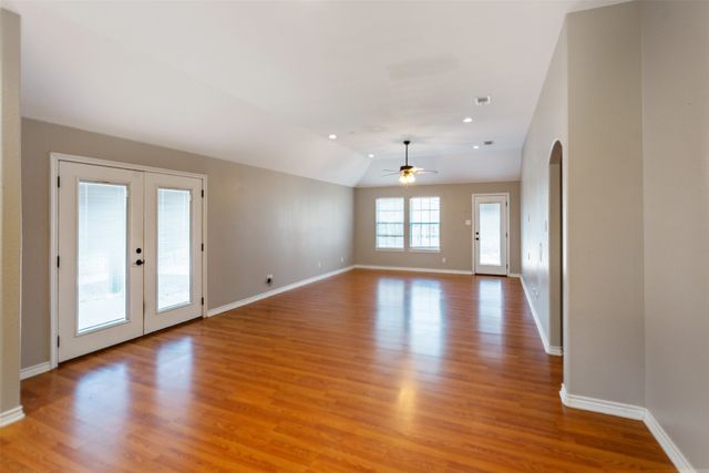 101 Driftwood Drive, Trinidad, TX 75163