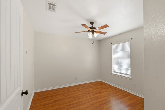 101 Driftwood Drive, Trinidad, TX 75163