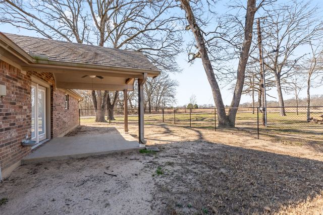 101 Driftwood Drive, Trinidad, TX 75163