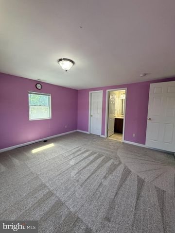 123 WINTERS LN, Baltimore, MD 21228