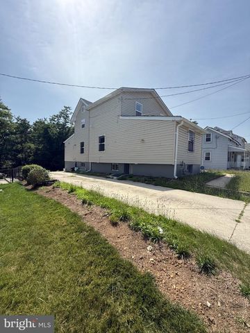 123 WINTERS LN, Baltimore, MD 21228