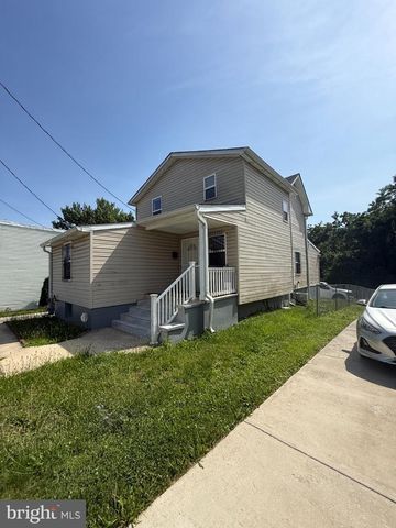 123 WINTERS LN, Baltimore, MD 21228