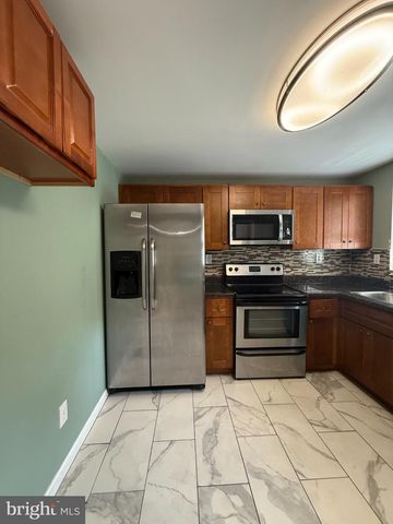 123 WINTERS LN, Baltimore, MD 21228