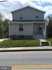 123 WINTERS LN, Baltimore, MD 21228