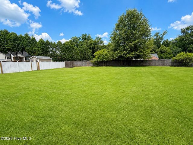 2743 Ruth Evans Drive, Grimesland, NC 27837