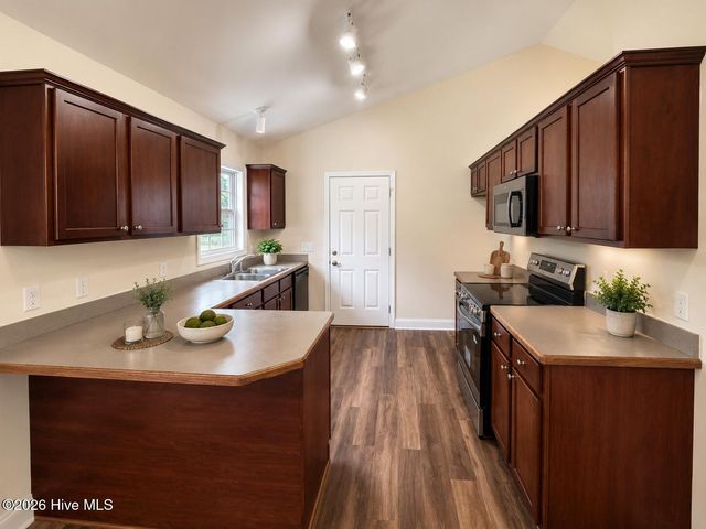 2743 Ruth Evans Drive, Grimesland, NC 27837