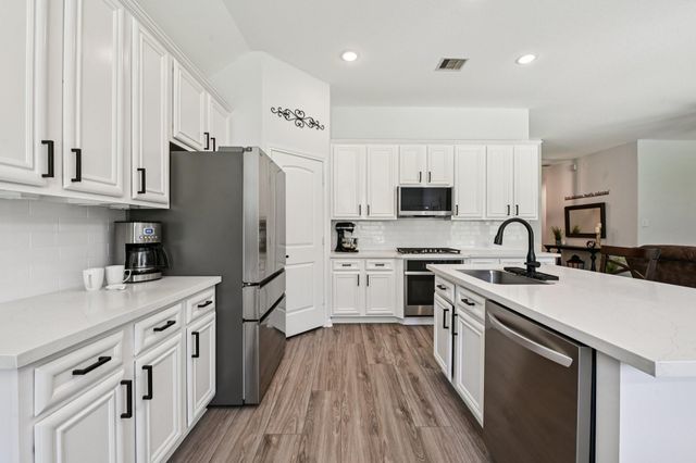 1607 Jacobs Forest Drive, Conroe, TX 77384