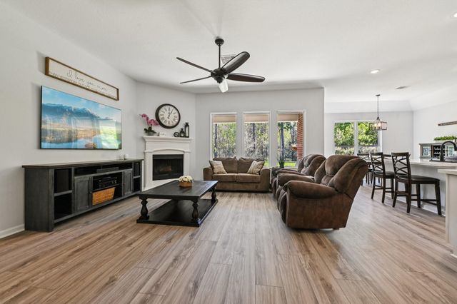 1607 Jacobs Forest Drive, Conroe, TX 77384