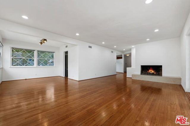 3640 Meadville Drive, Sherman Oaks, CA 91403