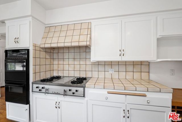 3640 Meadville Drive, Sherman Oaks, CA 91403