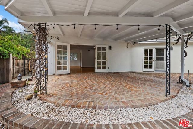 3640 Meadville Drive, Sherman Oaks, CA 91403