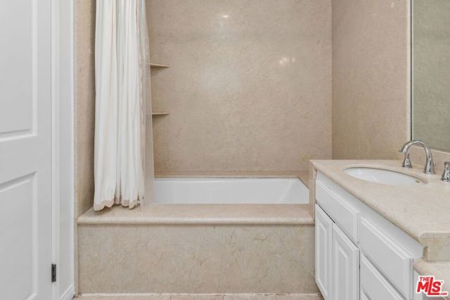 3640 Meadville Drive, Sherman Oaks, CA 91403