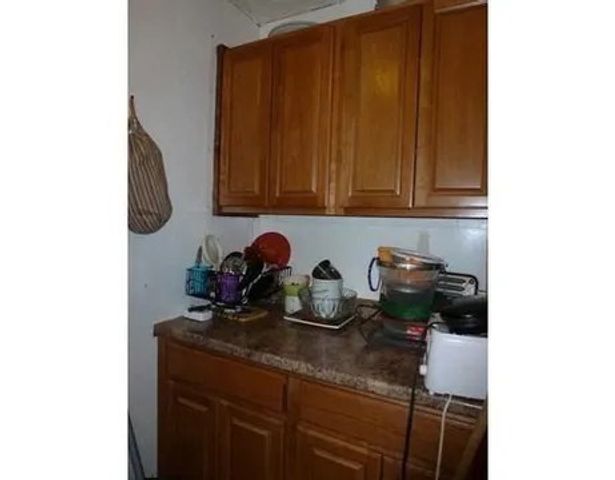 21-23 Clement St, Worcester, MA 01603