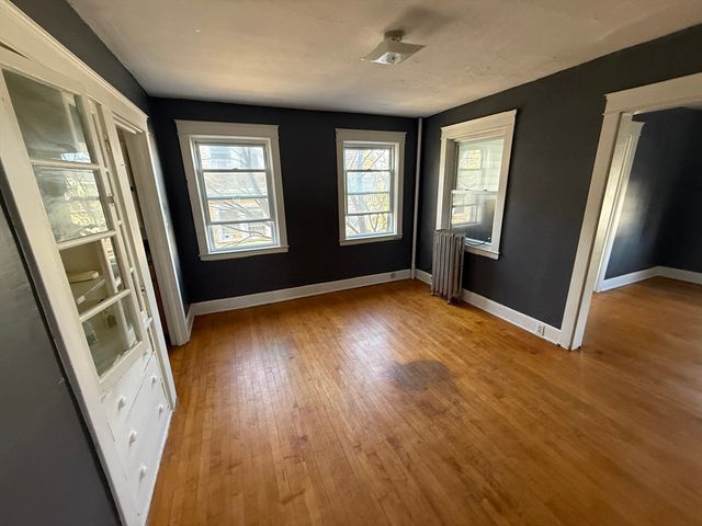 21-23 Clement St, Worcester, MA 01603