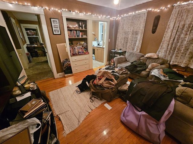 21-23 Clement St, Worcester, MA 01603