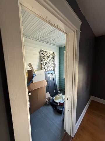 21-23 Clement St, Worcester, MA 01603