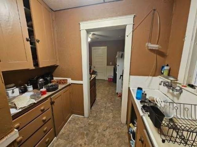 21-23 Clement St, Worcester, MA 01603