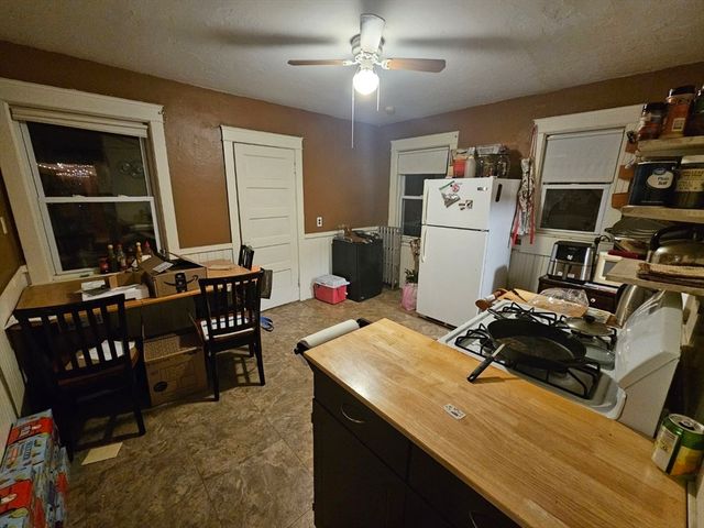 21-23 Clement St, Worcester, MA 01603