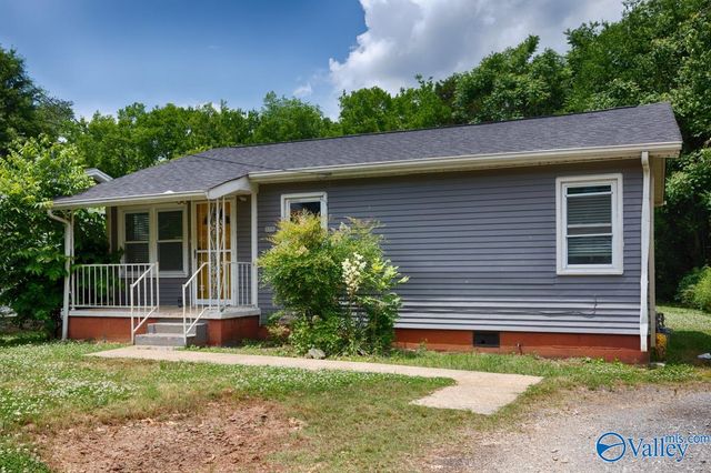 1715 Chester Street NW, Huntsville, AL 35816