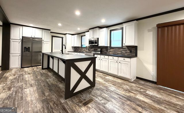 280 Lawrence Street, Cornelia, GA 30531