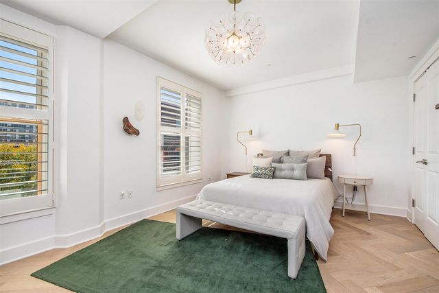 27 Library Street 404, Grand Rapids, MI 49503