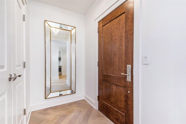 27 Library Street 404, Grand Rapids, MI 49503