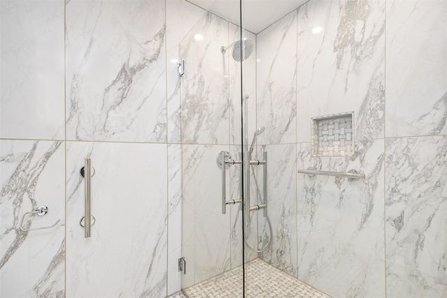 27 Library Street 404, Grand Rapids, MI 49503