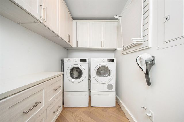 27 Library Street 404, Grand Rapids, MI 49503