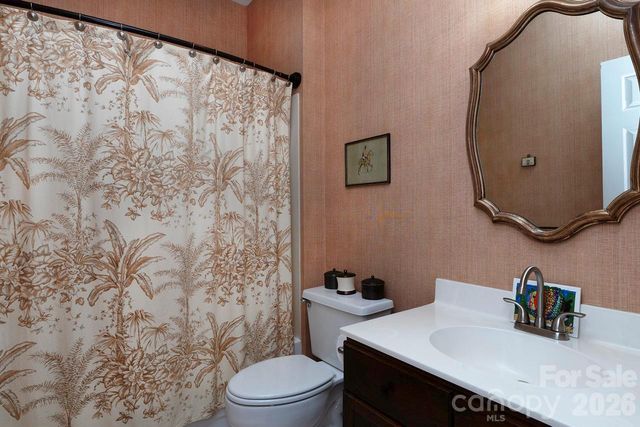 5935 Fitzwilliams Lane, Charlotte, NC 28270
