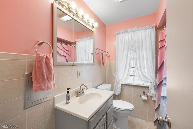 3402 Wellington Avenue, Parma, OH 44134